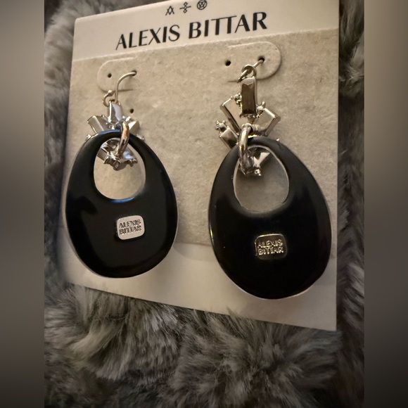 New Alexis Bittar
Lucite & Crystal Baguette Cluster Drop Earrings - Picture 2 of 4